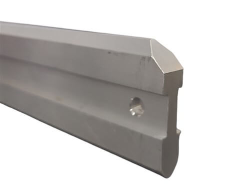 b8b3bda4 8921 4e4d bf29 a461f80f71c2